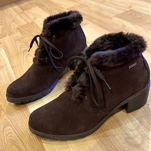 COPY - NWOB Brown Suede Heeled Waterproof Boots 9.5